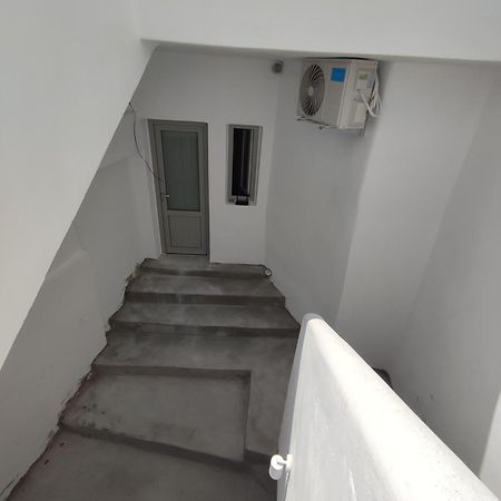 Central Santorini Serenity Rooms Fira  Eksteriør bilde